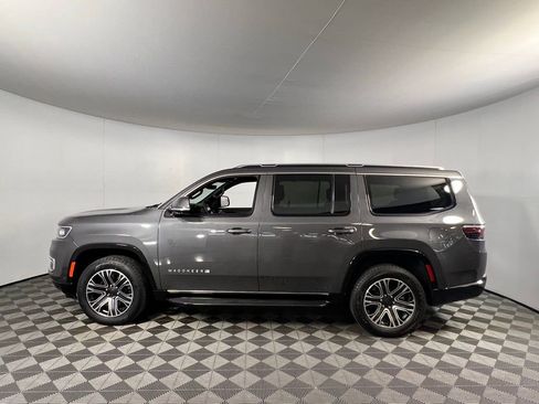 Used 2022 Jeep Wagoneer Series III w/ Convenience Group I image 10