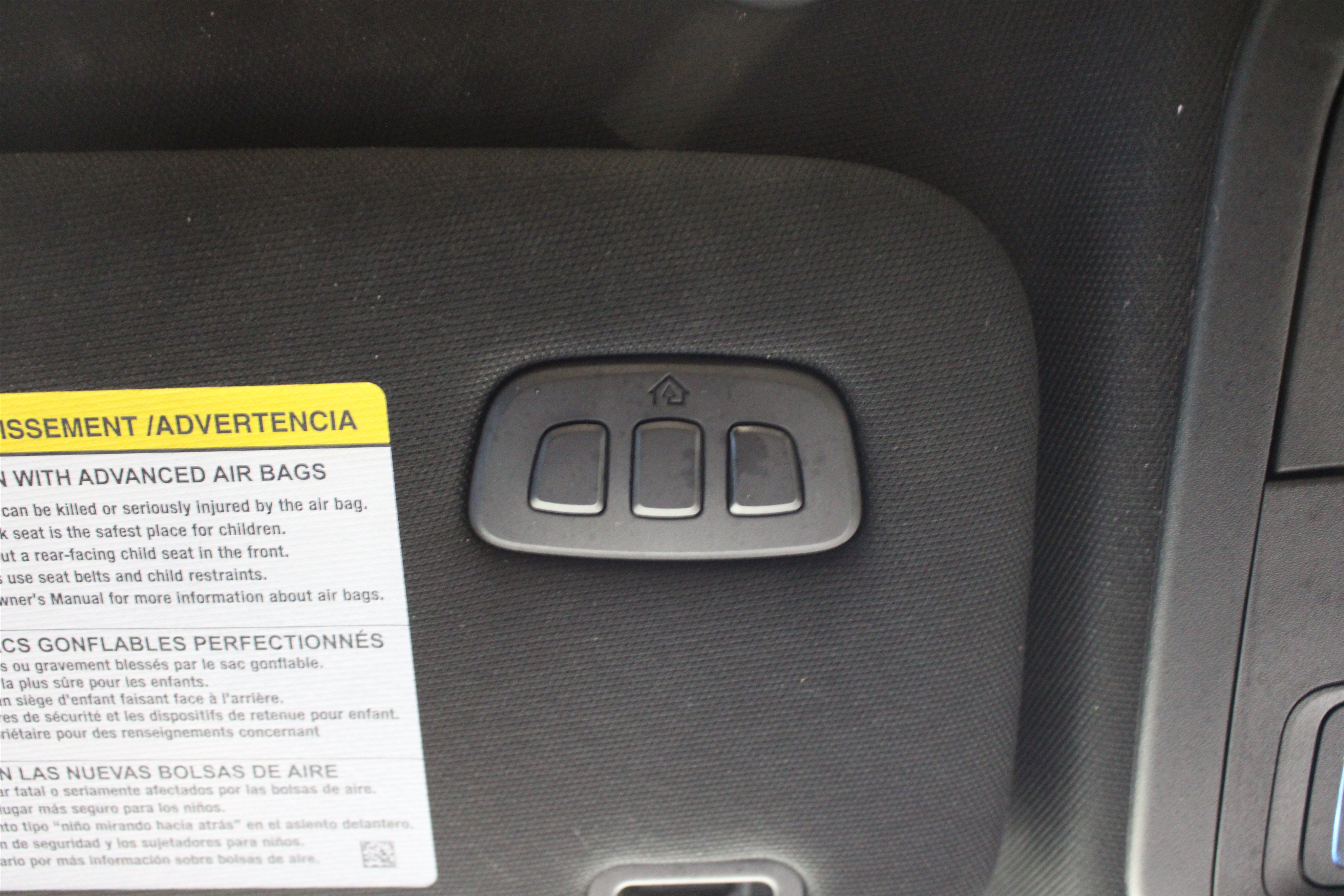 Used 2025 Ford Explorer ST-Line w/ Premium Package AWD/4WD image 21