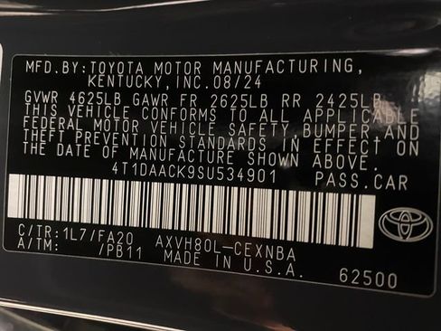 Used 2025 Toyota Camry LE FWD image 24