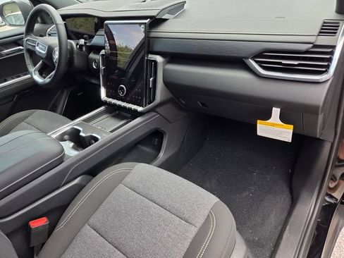 New 2026 GMC Acadia Elevation FWD image 15