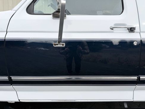 Used 1993 Ford F250 XLT 2dr 4WD Extended Cab LB HD image 68