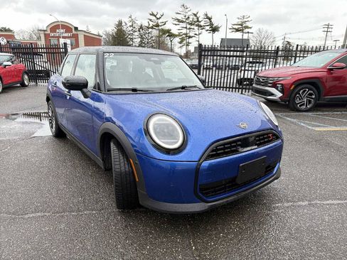 Certified 2025 MINI Cooper S image 2