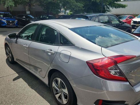 Used 2019 Honda Civic LX image 2