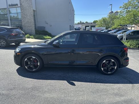 Used 2020 Audi SQ5 Prestige w/ Prestige Package AWD/4WD image 3