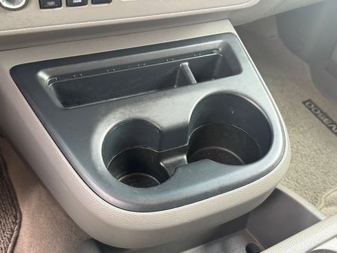 Used 2021 Nissan NV 3500 SL image 16