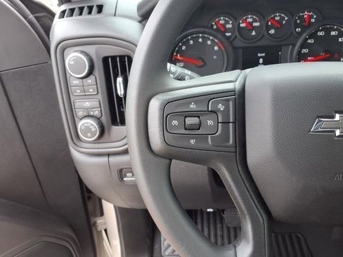 New 2026 Chevrolet Silverado 1500 Custom Trail Boss AWD/4WD image 17