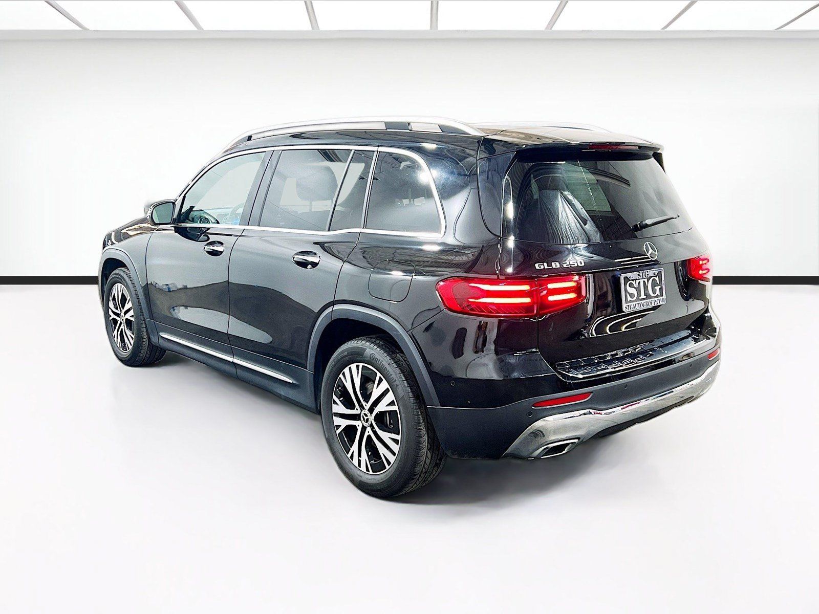 Used 2024 Mercedes-Benz GLB 250 image 6