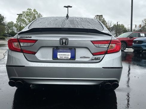 Used 2022 Honda Accord Sport image 15