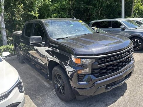 Used 2022 Chevrolet Silverado 1500 Custom RWD image 3