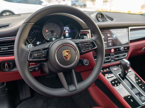 New 2026 Porsche Macan S image 14