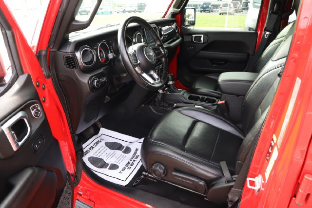 Used 2021 Jeep Wrangler Unlimited Sahara AWD/4WD image 12