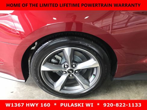 Used 2017 Ford Mustang Premium image 4