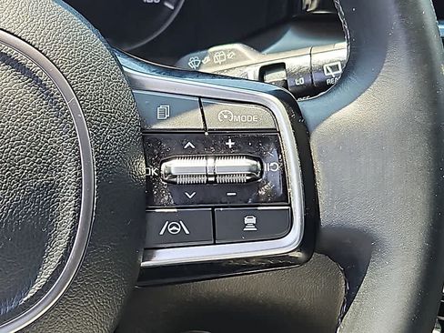 Used 2022 Kia Sorento SX FWD image 23