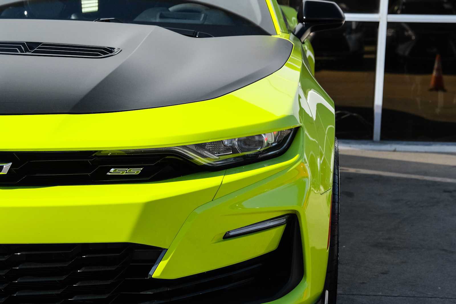 Used 2020 Chevrolet Camaro RWD image 5