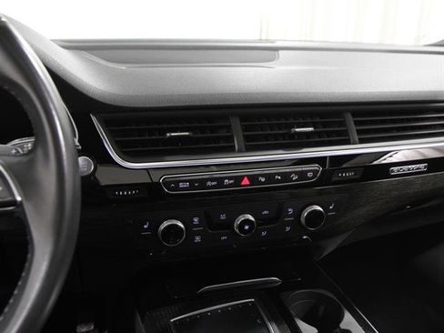 Used 2019 Audi Q7 3.0T Premium Plus w/ Premium Plus Package image 9