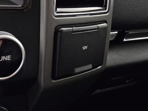Used 2018 Ford Expedition XLT w/ Equipment Group 202A RWD image 19