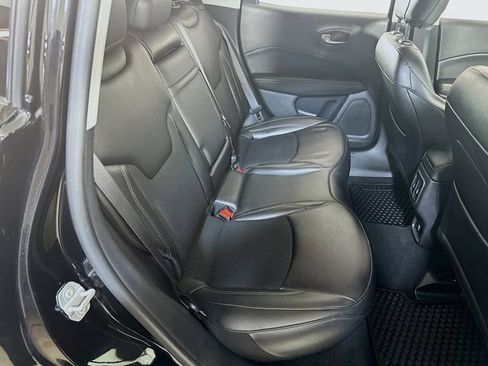 Used 2020 Jeep Compass Latitude w/ Cold Weather Group image 12