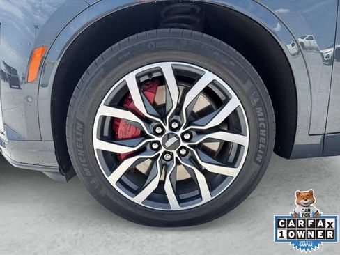 Used 2023 Cadillac XT6 Sport w/ Technology Package AWD/4WD image 23
