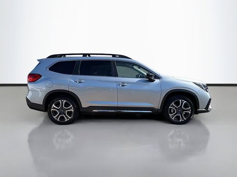 New 2026 Subaru Ascent Limited image 2