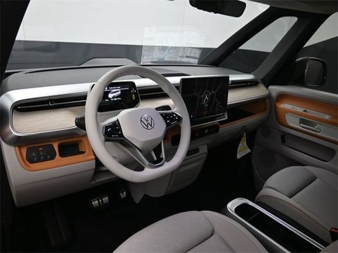 New 2025 Volkswagen ID. Buzz Pro S Plus image 10