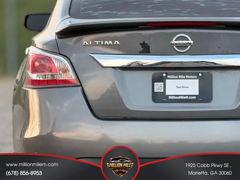 Used 2015 Nissan Altima 2.5 S w/ Special Edition Package FWD image 13