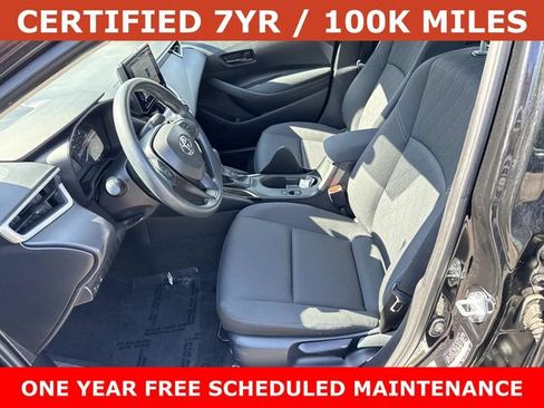 Used 2025 Toyota Corolla LE FWD image 14