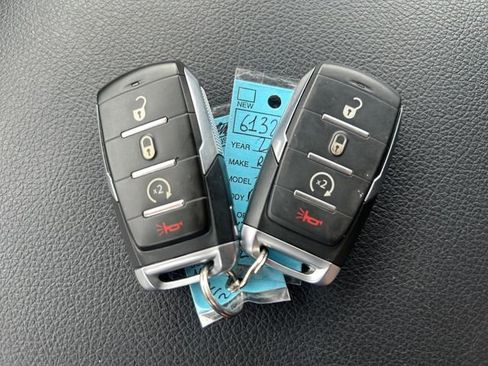 Used 2021 RAM 1500 Big Horn AWD/4WD image 34
