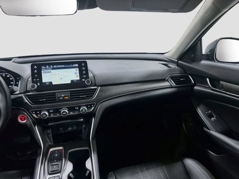 Used 2022 Honda Accord Touring image 25