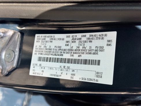 Used 2019 Ford Escape SE FWD image 39