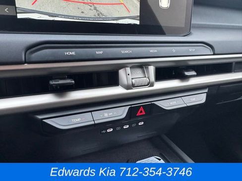 New 2027 Kia Telluride S image 29