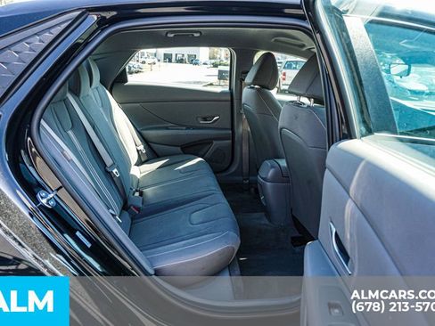 Used 2025 Hyundai Elantra Sport image 22