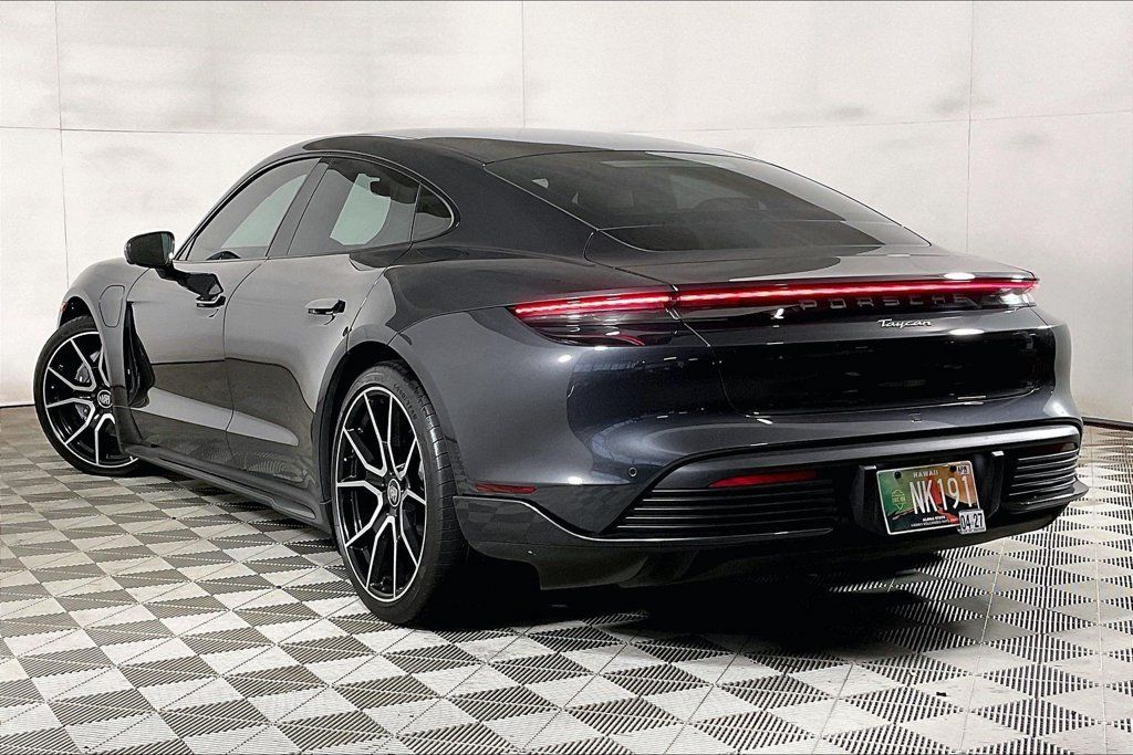 Used 2023 Porsche Taycan RWD image 13
