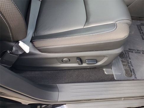 Used 2024 Nissan Pathfinder SL image 37