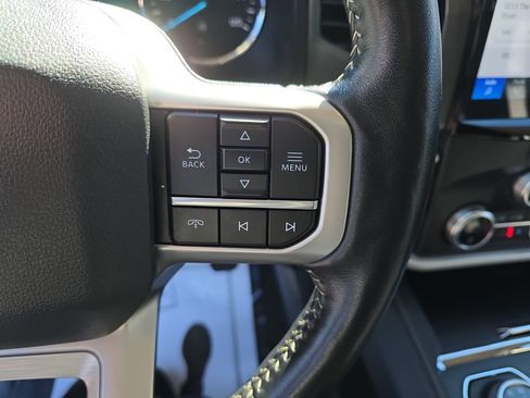 Used 2024 Ford Expedition Max XLT image 23