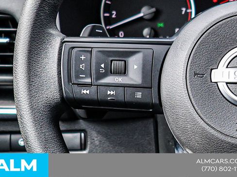 Used 2024 Nissan Rogue SV FWD image 26