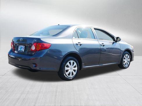 Used 2010 Toyota Corolla LE FWD image 7