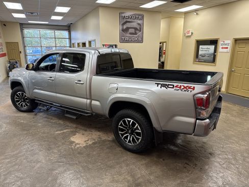 Used 2023 Toyota Tacoma TRD Sport image 19