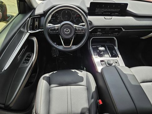 New 2026 MAZDA CX-70 3.3 Turbo w/ Preferred Package AWD/4WD image 9