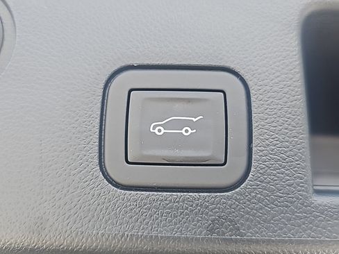 New 2026 GMC Terrain Elevation w/ Elevation Premium Package image 8