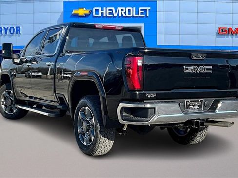 New 2026 GMC Sierra 2500 SLT w/ SLT Convenience Package image 3