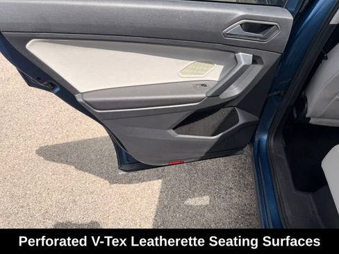 Used 2019 Volkswagen Tiguan SE w/ Panoramic Sunroof Package AWD/4WD image 10