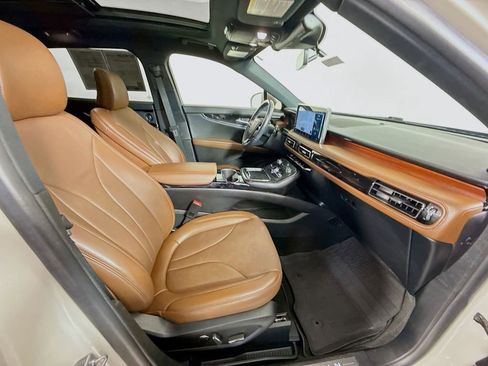 Used 2021 Lincoln Nautilus Reserve image 29