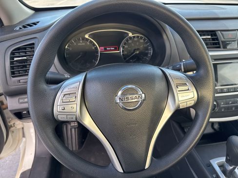 Used 2017 Nissan Altima 2.5 S w/ Power Driver Seat Package image 11