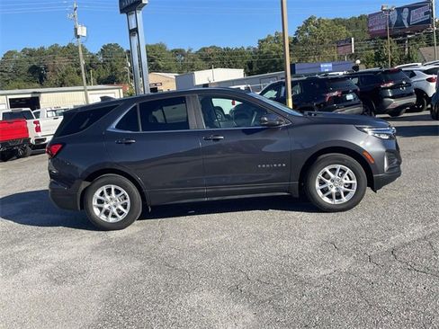 Certified 2022 Chevrolet Equinox LT image 2