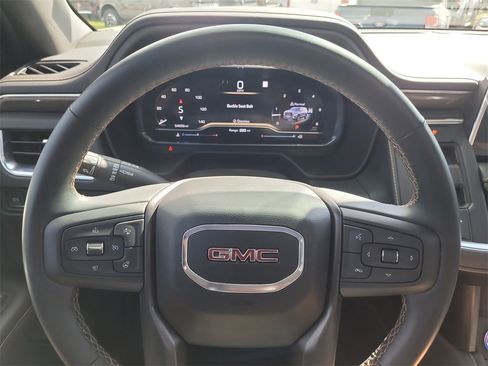 Used 2023 GMC Yukon AT4 w/ Technology Package image 29