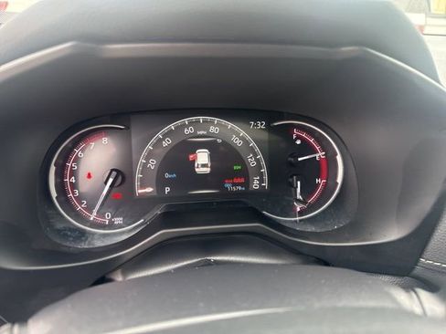 Used 2025 Toyota RAV4 XLE Premium FWD image 14