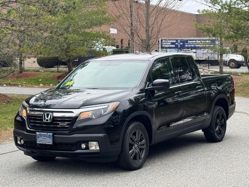 Used 2018 Honda Ridgeline Sport image 3