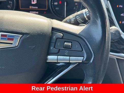 Used 2022 Cadillac XT6 Premium Luxury w/ Technology Package AWD/4WD image 31