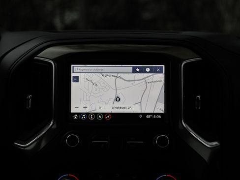 Used 2019 Chevrolet Silverado 1500 High Country w/ Technology Package image 40