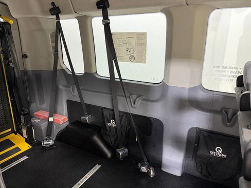Used 2019 Ford Transit 350 XLT RWD image 28